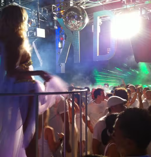  Nachtleben in Seminyak, Bali