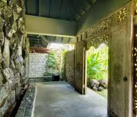 Villa Florimar, Entrada