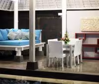 Villa Alun, Pabellón de la piscina